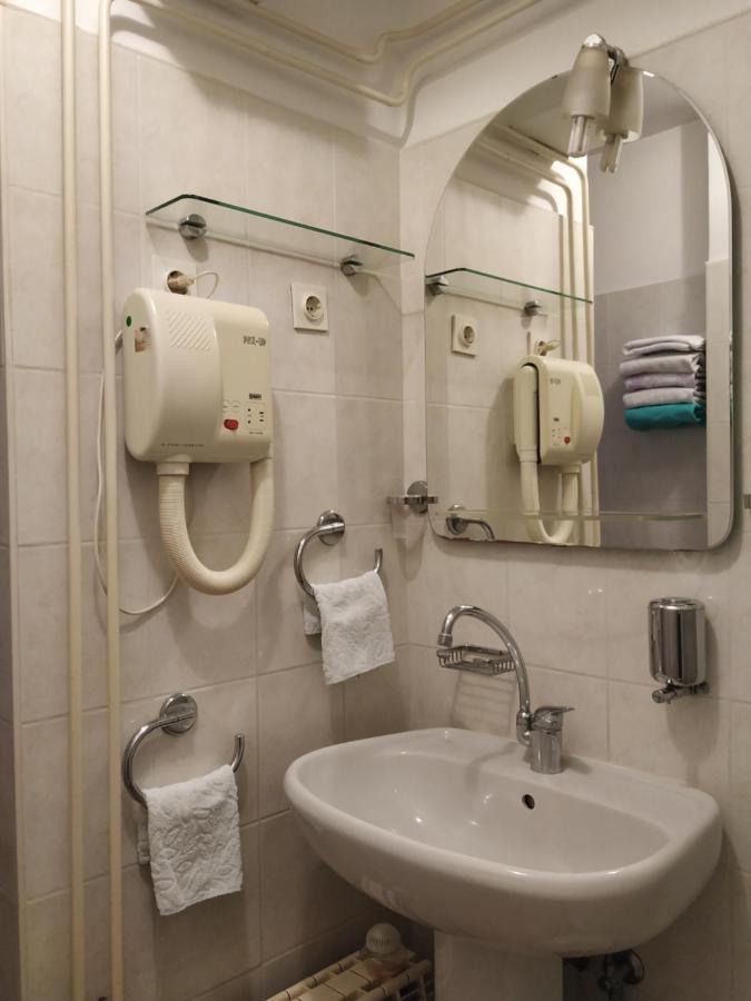 Accomodation Pertout Nova Gorica Exterior photo