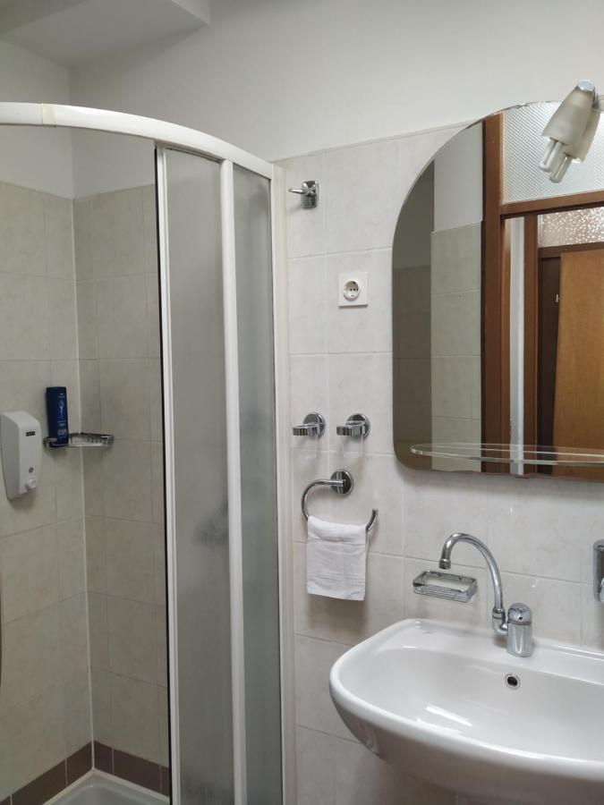 Accomodation Pertout Nova Gorica Exterior photo